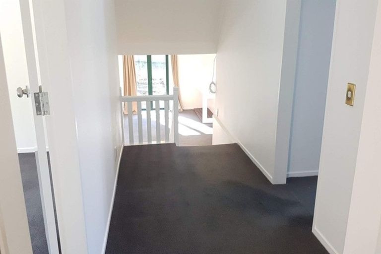 Photo of property in 20 Arawata Terrace, Fernhill, Queenstown, 9300