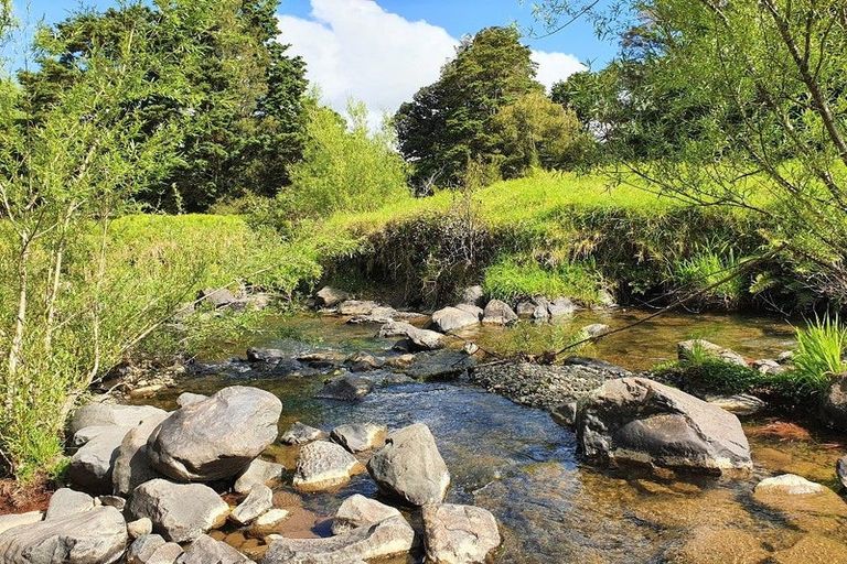 Photo of property in 225 Taita Road, Waimamaku, Kaikohe, 0473