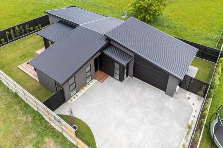 Photo of property in 126 Churcher Street, Maewa, Feilding, 4702