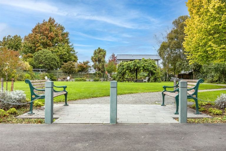 Photo of property in 133 Chester Street East, Christchurch Central, Christchurch, 8011