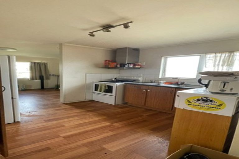 Photo of property in 1/3 Seddon Avenue, Papatoetoe, Auckland, 2104