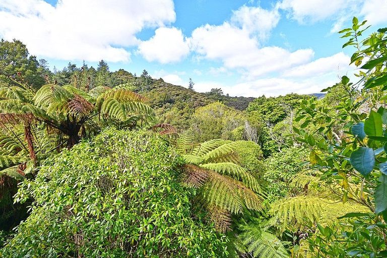 Photo of property in 52 Lord Street, Stokes Valley, Lower Hutt, 5019