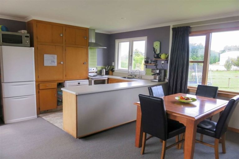 Photo of property in 16 Lorne Dacre Road, Lorneville, Invercargill, 9876