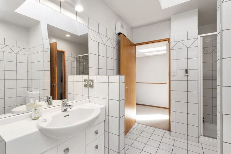 Photo of property in 31 Wroxton Terrace, Merivale, Christchurch, 8014