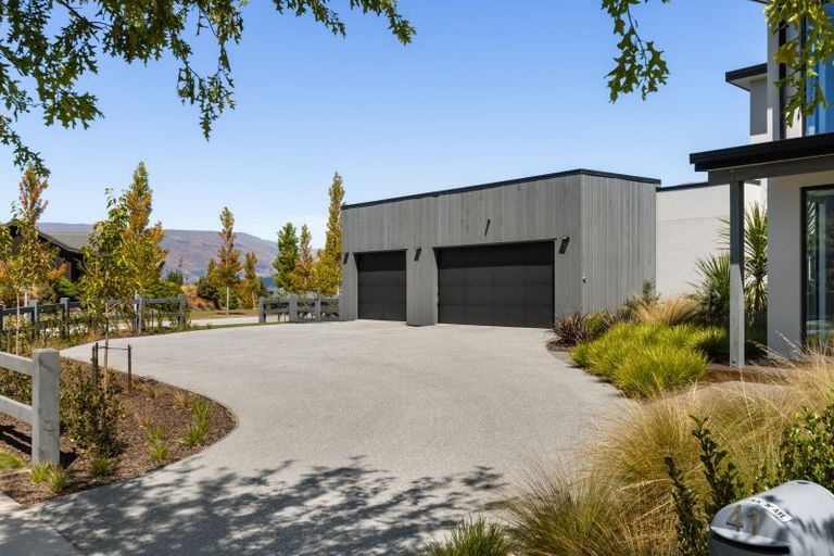 Photo of property in 41 Infinity Drive, Wanaka, 9305
