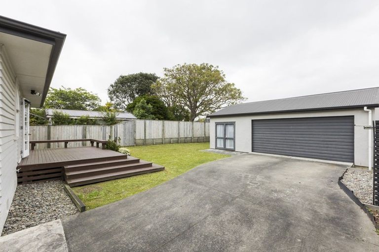 Photo of property in 10 Antrim Place, Hokowhitu, Palmerston North, 4410