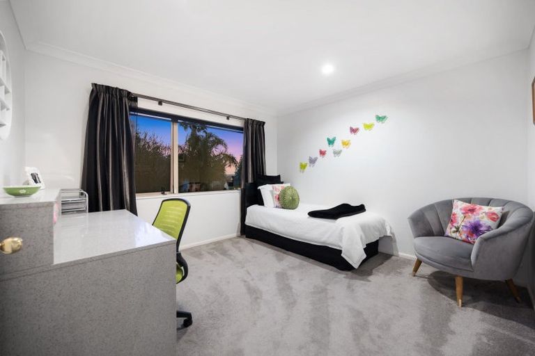 Photo of property in 15 Burnaston Court, Dannemora, Auckland, 2016