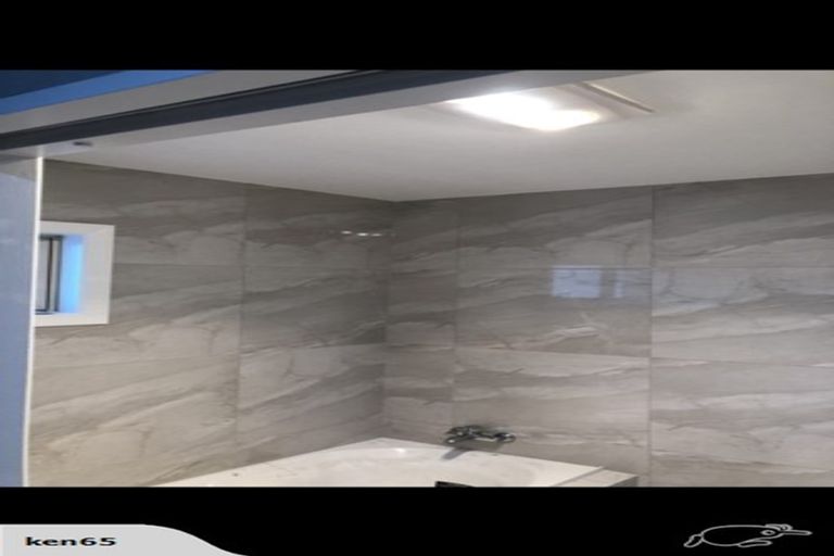 Photo of property in 30 Vireya Court, Goodwood Heights, Auckland, 2105