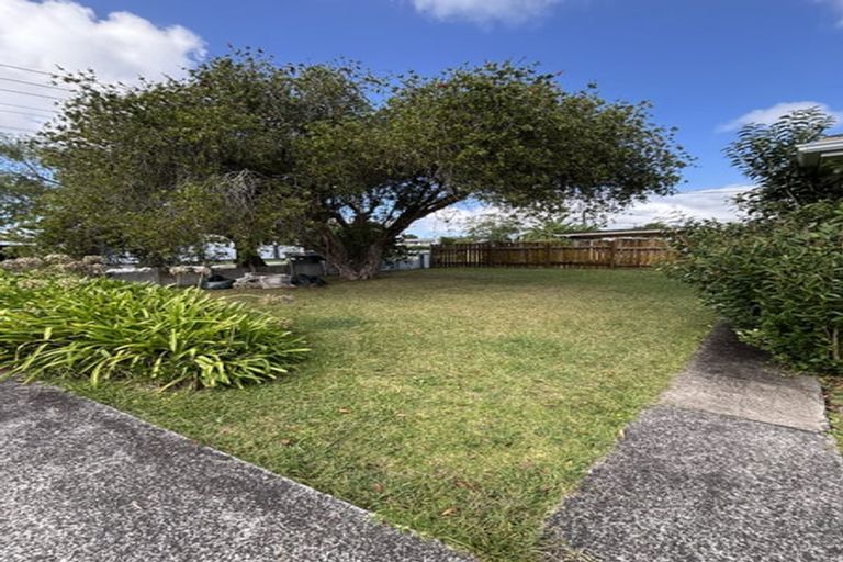 Photo of property in 39 Fairdene Avenue, Henderson, Auckland, 0610