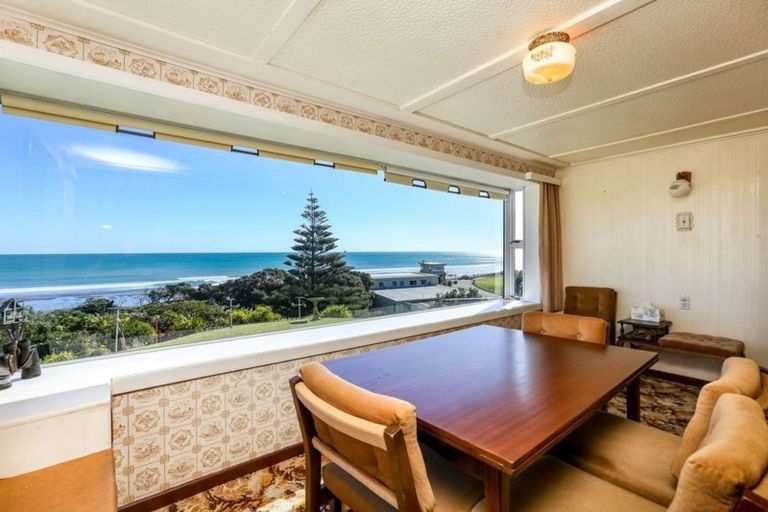 Photo of property in 2a Beach Street, Fitzroy, New Plymouth, 4312