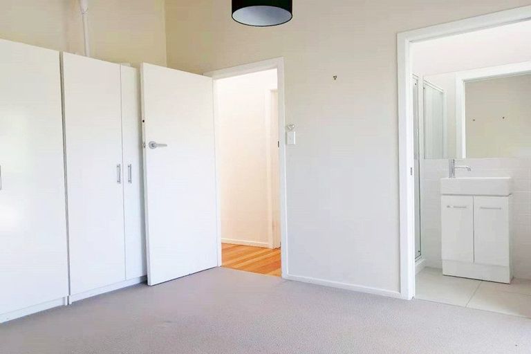 Photo of property in 21 Wharf Road, Albany, Auckland, 0632