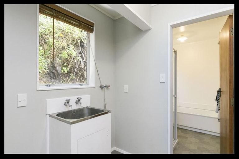 Photo of property in 16b Govind Grove, Ngaio, Wellington, 6035