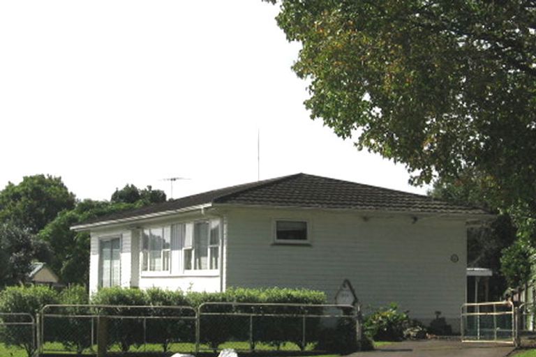 Photo of property in 271 Swanson Road, Henderson, Auckland, 0610