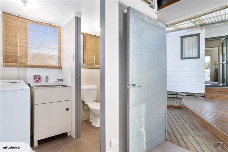 Photo of property in 21 Solomon Street, Brookfield, Tauranga, 3110