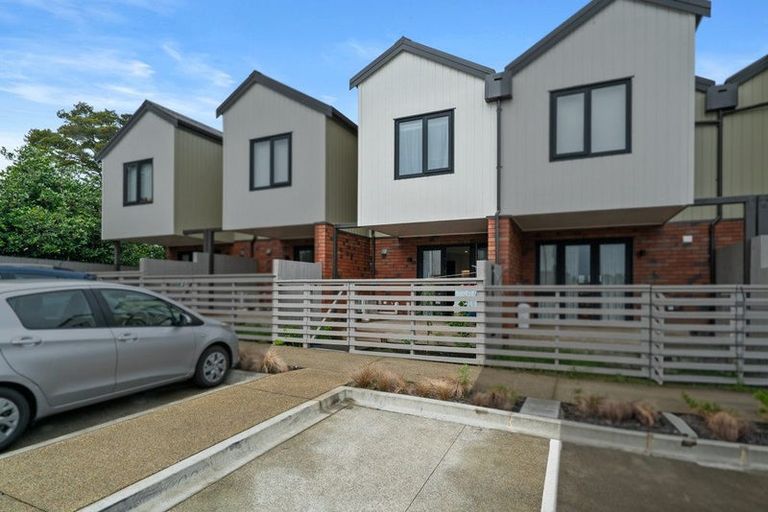 Photo of property in 41b Walmsley Road, Mangere, Auckland, 2022