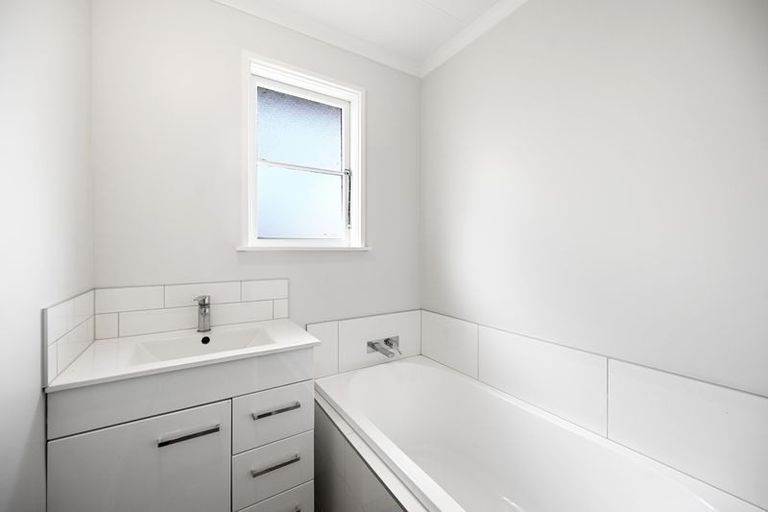 Photo of property in 3 Le Quesne Place, Fairfield, Hamilton, 3214