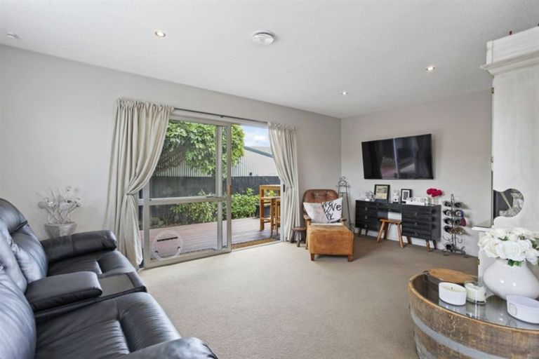 Photo of property in 1/111 Hay Street, Bromley, Christchurch, 8062