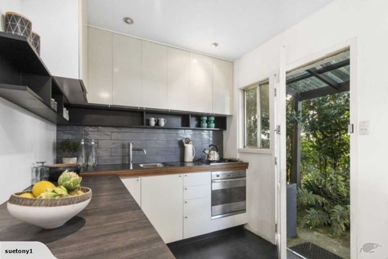 Photo of property in 4/10 George Street, Mount Eden, Auckland, 1024