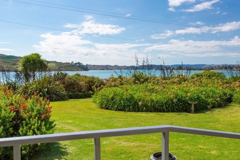 Photo of property in 11 Wainamu Road, Raglan, 3297