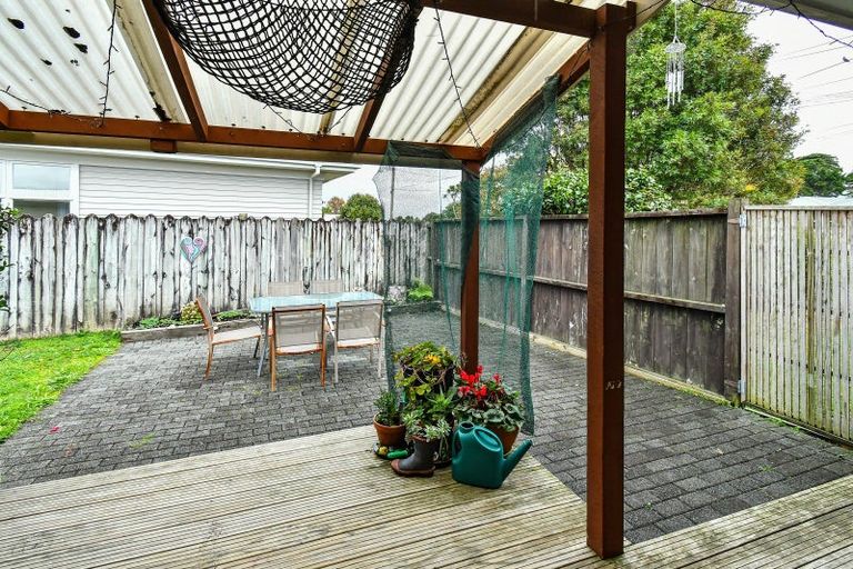 Photo of property in 8 Oregon Place, Papakura, 2110