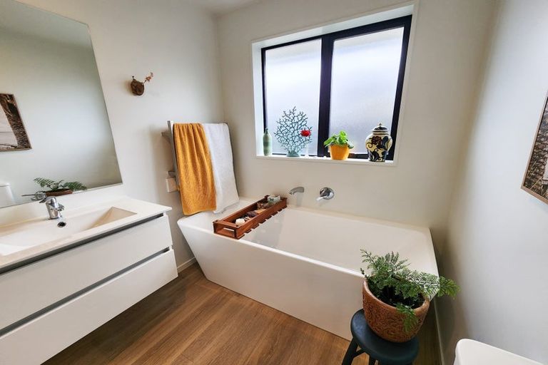 Photo of property in 12 Mcgarry Drive, Kaiapoi, 7630