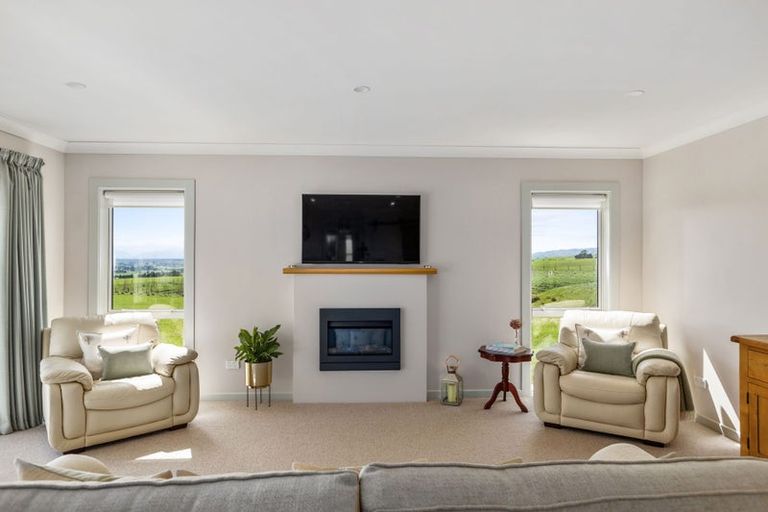 Photo of property in 69 Southdown Drive, Martinborough, 5781