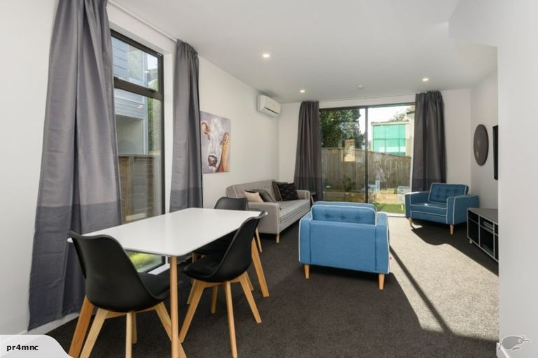 Photo of property in 6/74 Derwent Street, Island Bay, Wellington, 6023