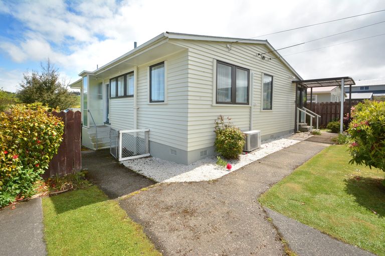 Photo of property in 139 Ashmore Street, Halfway Bush, Dunedin, 9010