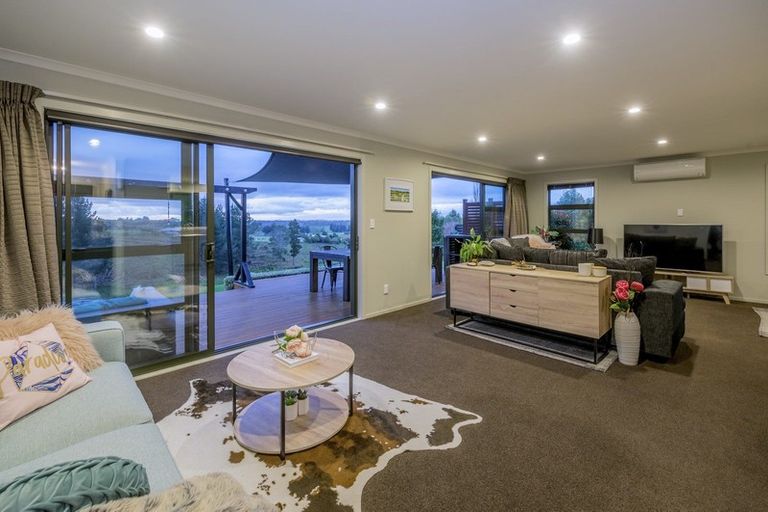 Photo of property in 36 Oakland Lane, Shannon, Palmerston North, 4474