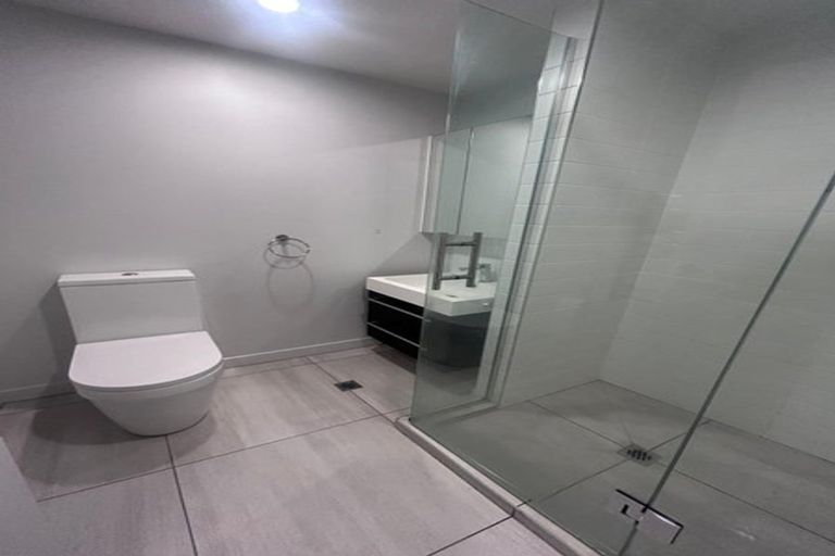 Photo of property in Pinnacle Apartments, W704/160 Victoria Street, Te Aro, Wellington, 6011