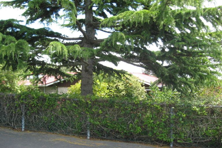 Photo of property in 100 Panorama Road, Clifton, Christchurch, 8081
