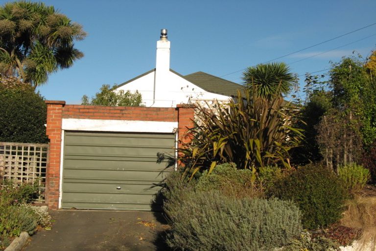 Photo of property in 24 Argyle Street, Mornington, Dunedin, 9011