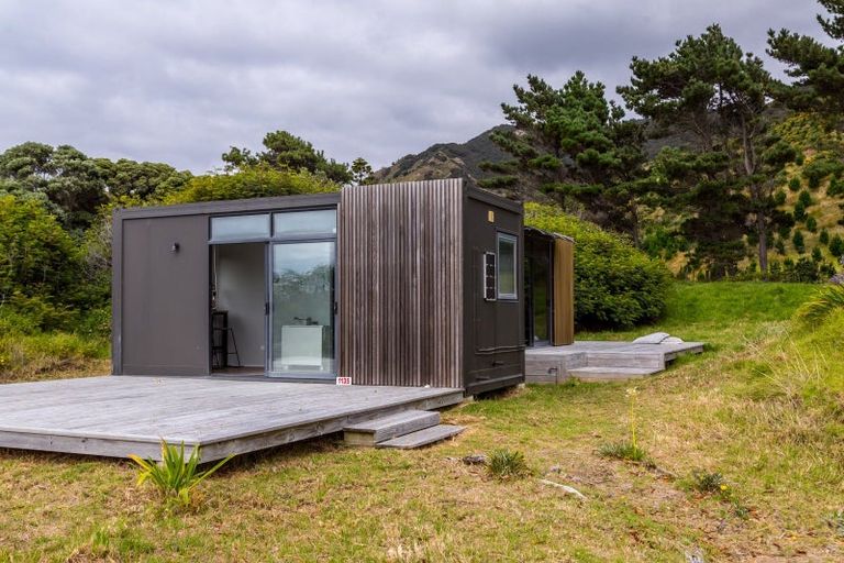 Photo of property in 1135 Mataikona Road, Mataikona, Tinui, 5889