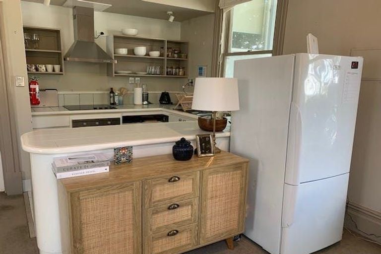 Photo of property in 248 The Terrace, Wellington Central, Wellington, 6011