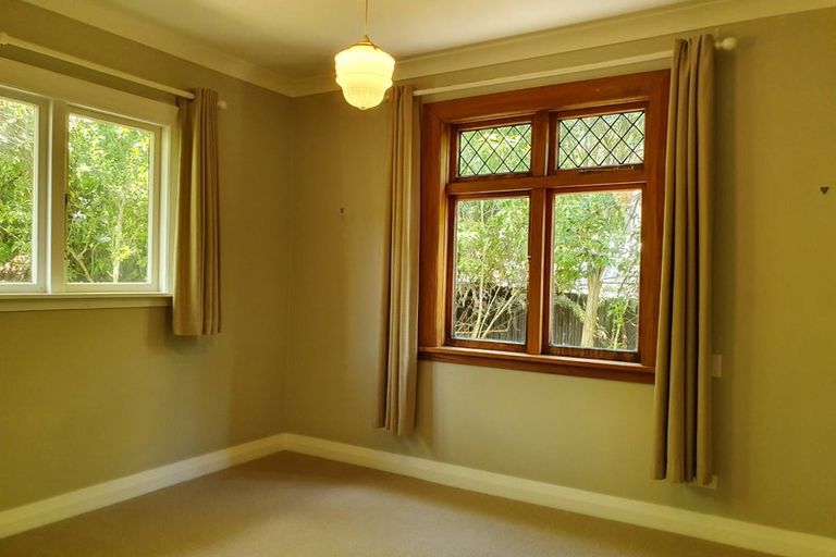 Photo of property in 434a Stokes Valley Road, Stokes Valley, Lower Hutt, 5019