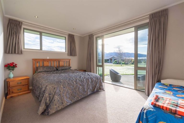 Photo of property in 11 Hawea Place, Te Anau, 9600