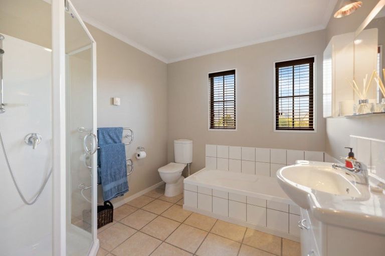 Photo of property in 17 Portree Drive, Lower Shotover, Queenstown, 9371