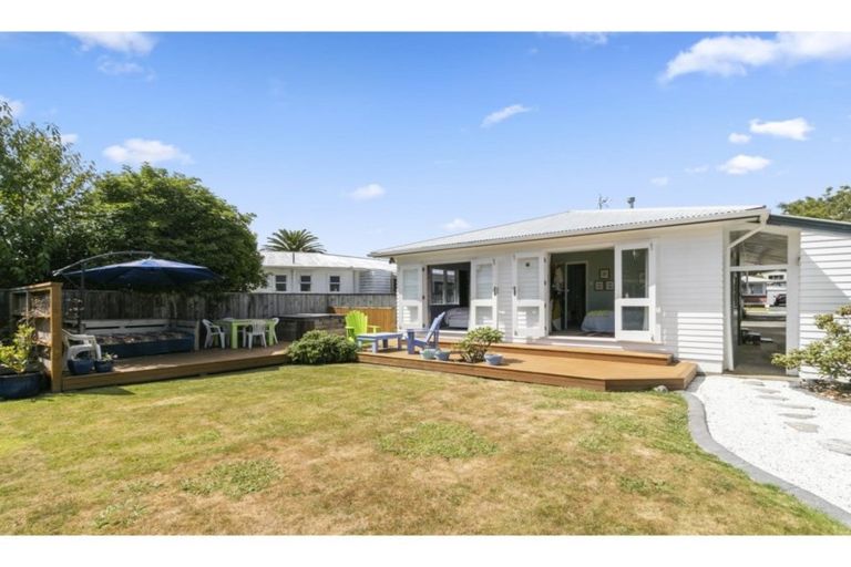 Photo of property in 3 Ruru Crescent, Heretaunga, Upper Hutt, 5018