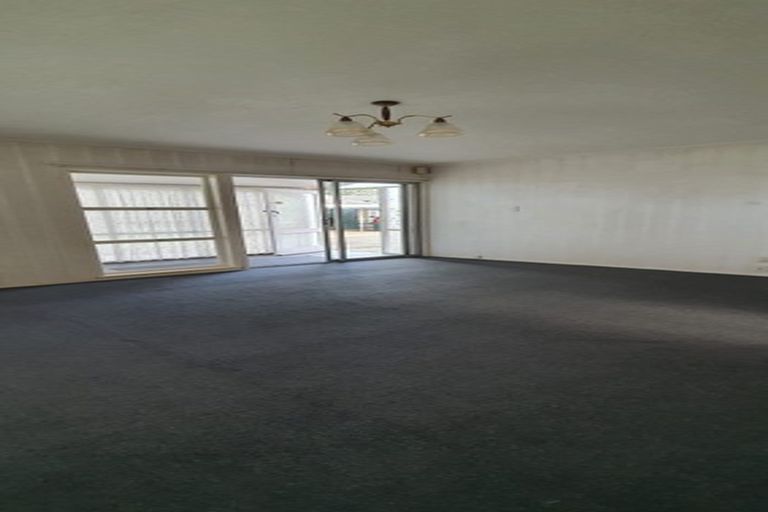 Photo of property in 1/113 Wallace Road, Papatoetoe, Auckland, 2025