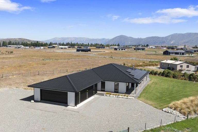Photo of property in 20a Temple Drive, Twizel, 7901