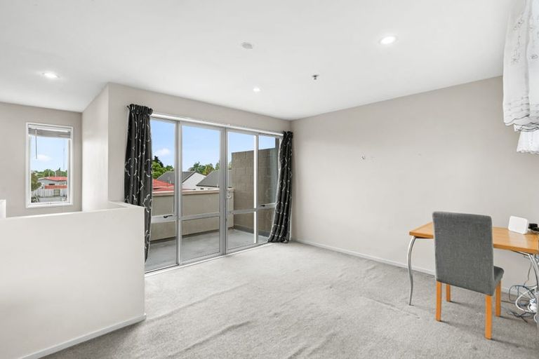 Photo of property in 10/9 Cameron Street, Sydenham, Christchurch, 8023