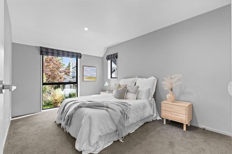 Photo of property in 10 Haineswood Lane, Sockburn, Christchurch, 8042