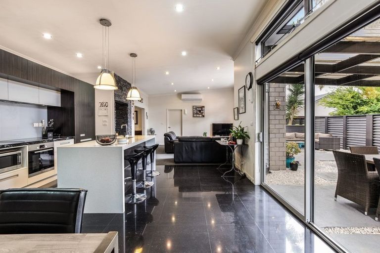 Photo of property in 111a Carlyle Street, Leamington, Cambridge, 3432