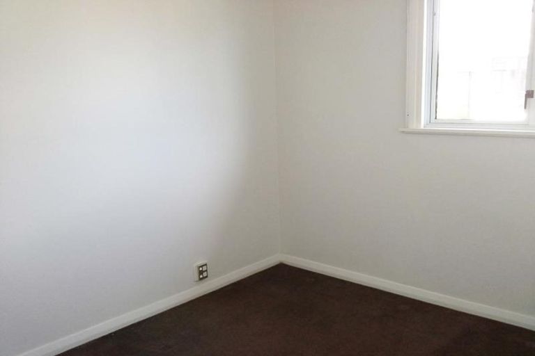 Photo of property in 2 Wilton Street, Westown, New Plymouth, 4310