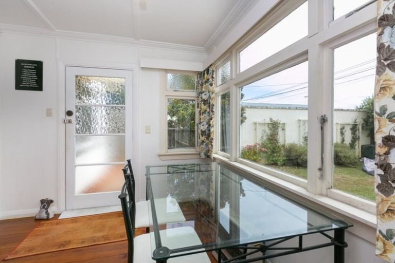 Photo of property in 3 Dorset Avenue, Westown, New Plymouth, 4310