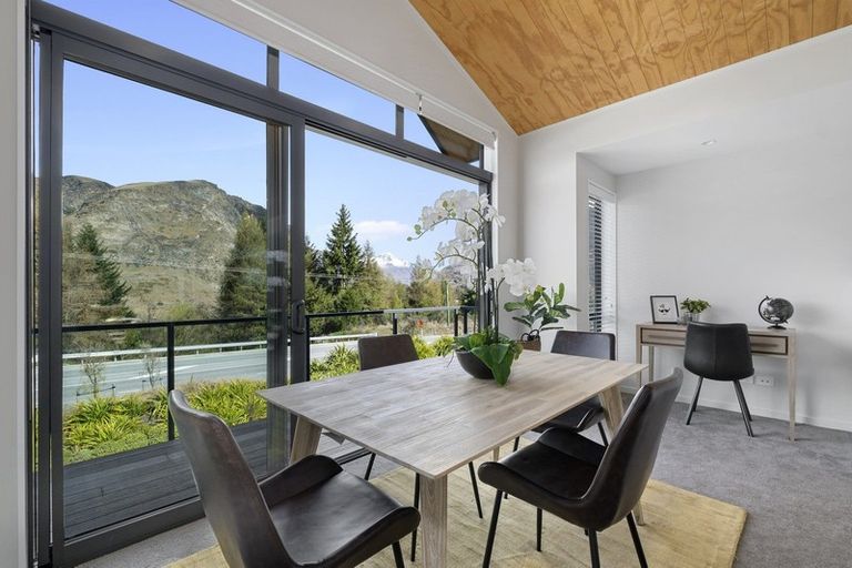 Photo of property in 2 Stamper Lane, Arthurs Point, Queenstown, 9371