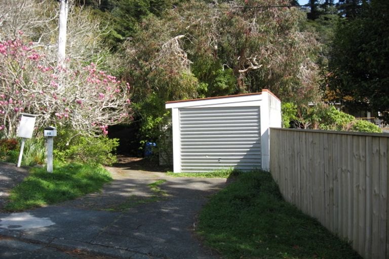 Photo of property in 92 Norton Park Grove, Waterloo, Lower Hutt, 5011