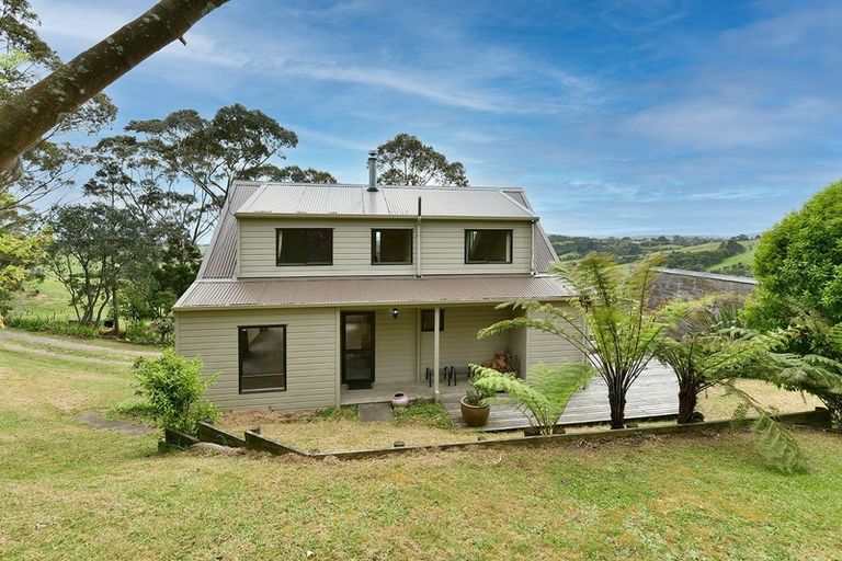 Photo of property in 136 Mclachlan Road, Kaukapakapa, Warkworth, 0984