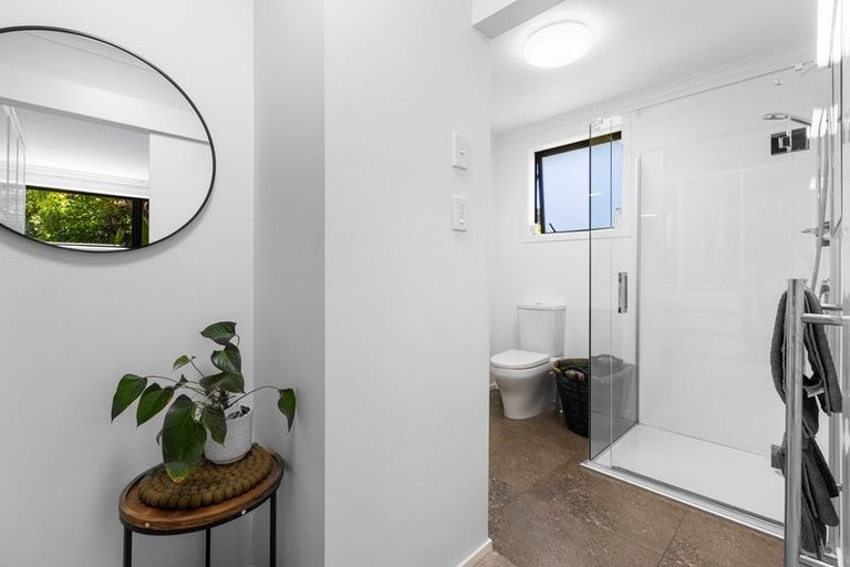 Photo of property in 531 Frankley Road, Hurworth, New Plymouth, 4371