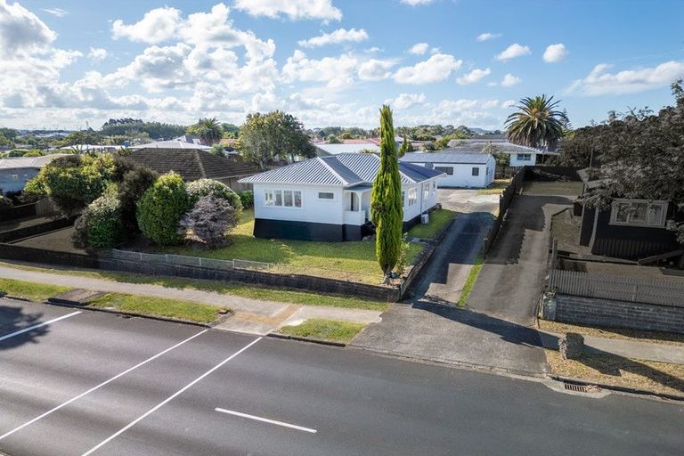 Photo of property in 222 East Tamaki Road, Otara, Auckland, 2023